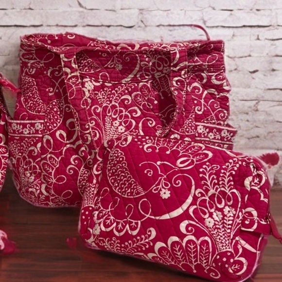 Vera Bradley Twirly Birds in Pink Retired Pattern, Large Travel Tote & Pouch Set - Picture 1 of 16